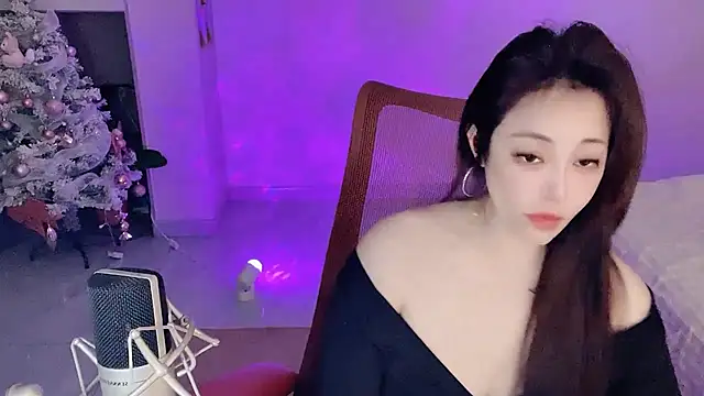 Daisy-77 online show from January 11, 2026, 6:35 pm