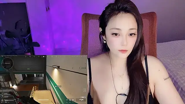 Daisy-77 online show from February 11, 2026, 1:05 pm