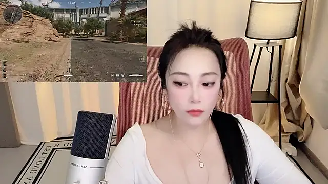 Snapshot of Daisy-77 chatting on June 1, 2026, 1:24 pm Daisy-77 online show from June 1, 2026, 1:24 pm