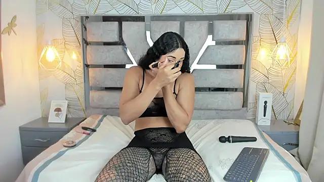 Alison Chan  online show from April 16, 2026, 10:12 pm