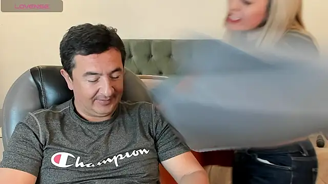 Sam and molly  online show from January 30, 2025, 7:15 pm