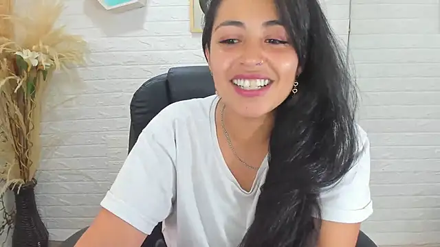 Aisha 09 online show from February 23, 2025, 8:22 pm