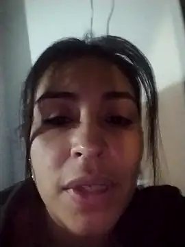 Aisha 09 online show from May 1, 2026, 12:26 am
