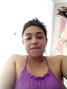 Aisha 09 online show from May 1, 2026, 2:32 pm