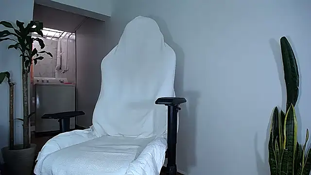 diamond black00 online show from February 25, 2025, 7:14 pm