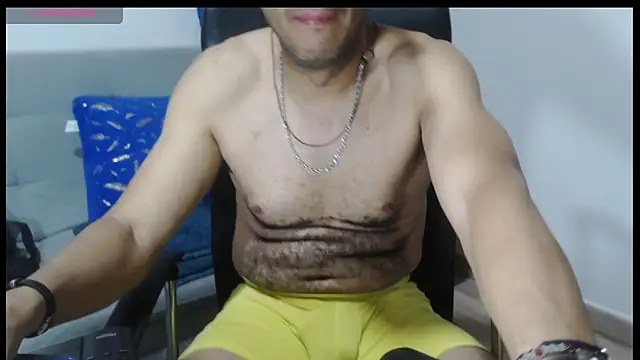 latinmartin73 online show from March 29, 2026, 2:44 am