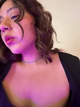 Snapshot of kittyfresita chatting on February 2, 2025, 1:12 am kittyfresita online show from February 2, 2025, 1:12 am