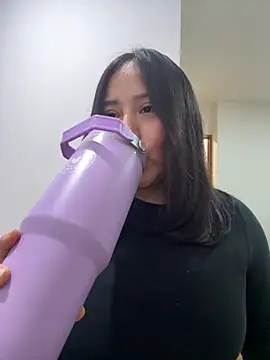 Snapshot of kittyfresita chatting on November 14, 2025, 2:32 am kittyfresita online show from November 14, 2025, 2:32 am