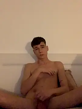 Snapshot of MiguelRausch chatting on September 10, 2025, 7:03 pm MiguelRausch online show from September 10, 2025, 7:03 pm