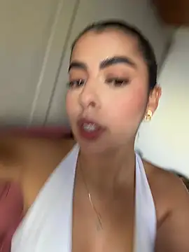 DakotaShelby online show from April 18, 2026, 9:48 pm