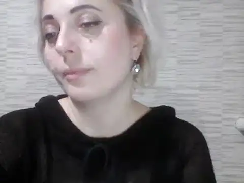 Snapshot of SweetCandy356 chatting on December 17, 2024, 8:21 pm SweetCandy356 online show from December 17, 2024, 8:21 pm