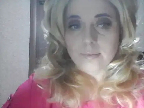 Snapshot of SweetCandy356 chatting on March 3, 2025, 6:12 pm SweetCandy356 online show from March 3, 2025, 6:12 pm