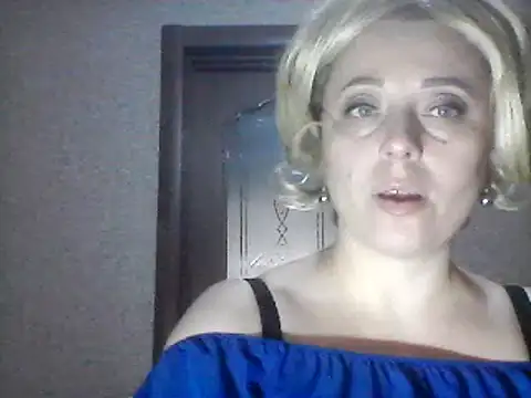 Snapshot of SweetCandy356 chatting on March 16, 2025, 3:06 pm SweetCandy356 online show from March 16, 2025, 3:06 pm