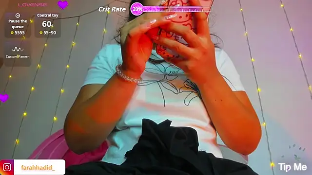 Snapshot of Maisa_issa chatting on July 1, 2026, 1:34 pm Maisa issa online show from July 1, 2026, 1:34 pm