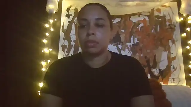 Snapshot of bigbootyjayda chatting on May 26, 2026, 11:01 pm bigbootyjayda online show from May 26, 2026, 11:01 pm
