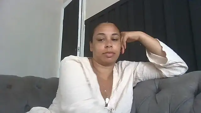 Snapshot of bigbootyjayda chatting on May 28, 2026, 1:52 pm bigbootyjayda online show from May 28, 2026, 1:52 pm