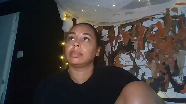Snapshot of bigbootyjayda chatting on June 6, 2026, 4:12 pm bigbootyjayda online show from June 6, 2026, 4:12 pm