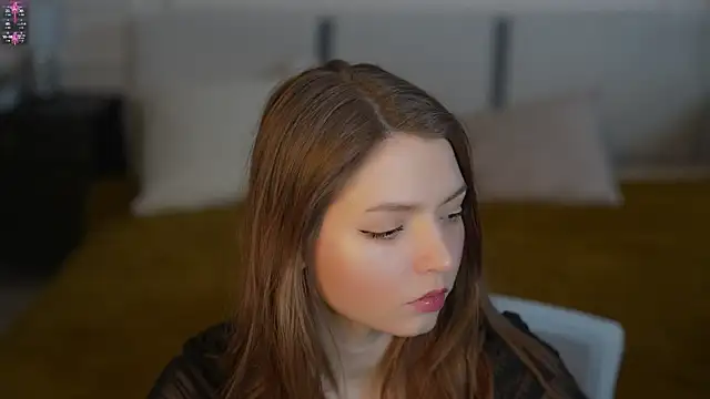 Michelle 054 online show from February 3, 2025, 12:36 pm