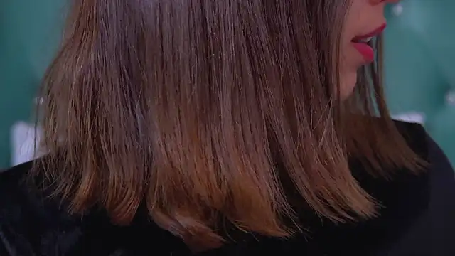 PollyLanders online show from November 21, 2025, 7:45 pm