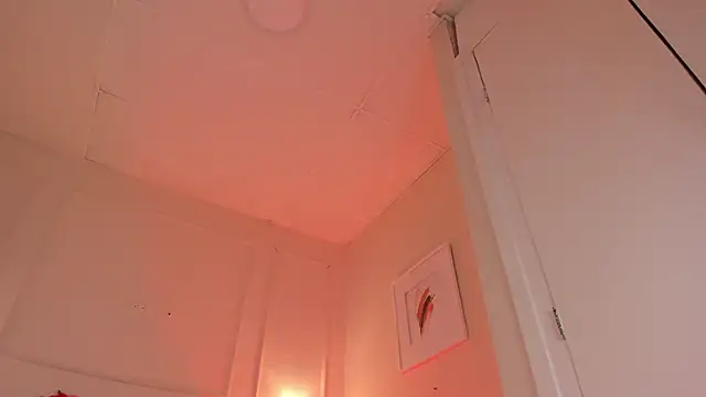 dani skinny  online show from December 24, 2024, 2:54 pm