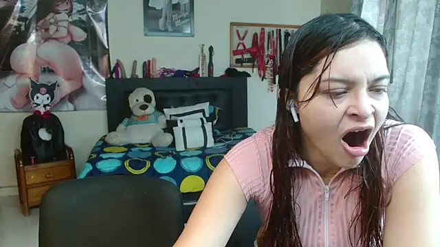 Snapshot of Marilynselxoveanalhard chatting on May 29, 2026, 1:31 pm Marilynselxoveanalhard online show from May 29, 2026, 1:31 pm