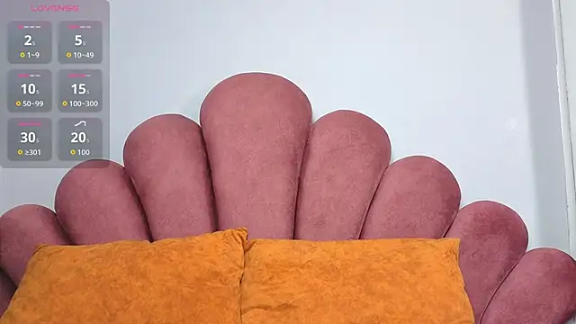 JESSYCORTES online show from October 26, 2025, 12:38 am