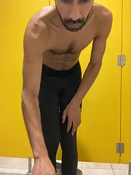 Snapshot of Lucascacaca chatting on December 14, 2024, 6:20 pm Lucascacaca online show from December 14, 2024, 6:20 pm