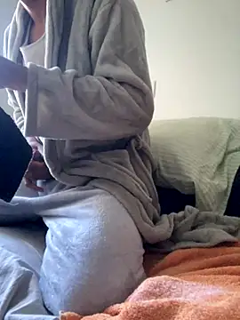 Snapshot of Lucascacaca chatting on December 2, 2025, 1:28 pm Lucascacaca online show from December 2, 2025, 1:28 pm