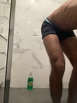 Snapshot of Lucascacaca chatting on January 7, 2026, 12:18 pm Lucascacaca online show from January 7, 2026, 12:18 pm