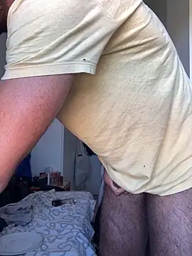 Lucascacaca online show from April 15, 2026, 7:59 am