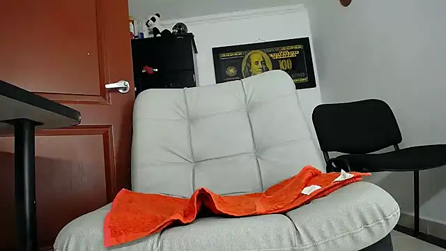 Snapshot of conejita_hotxxx chatting on February 10, 2026, 9:08 pm conejita hotxxx online show from February 10, 2026, 9:08 pm