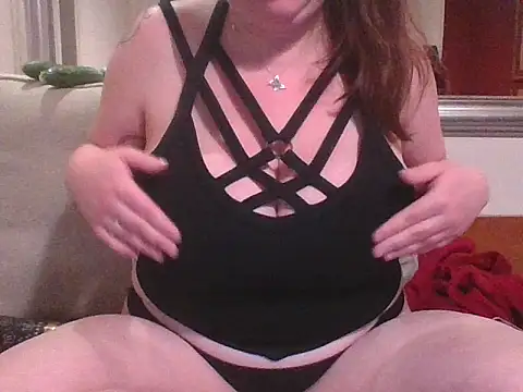 Maline26  online show from February 16, 2026, 7:21 pm