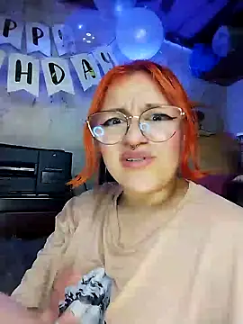 SophiaWeestt99 online show from March 19, 2025, 5:41 am