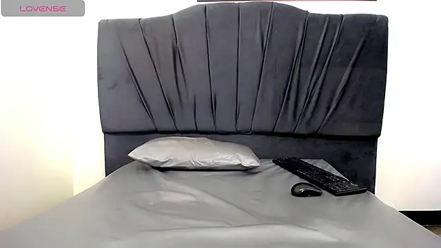 Snapshot of Diosiris_Riannys chatting on October 2, 2025, 7:10 pm Diosiris Riannys online show from October 2, 2025, 7:10 pm