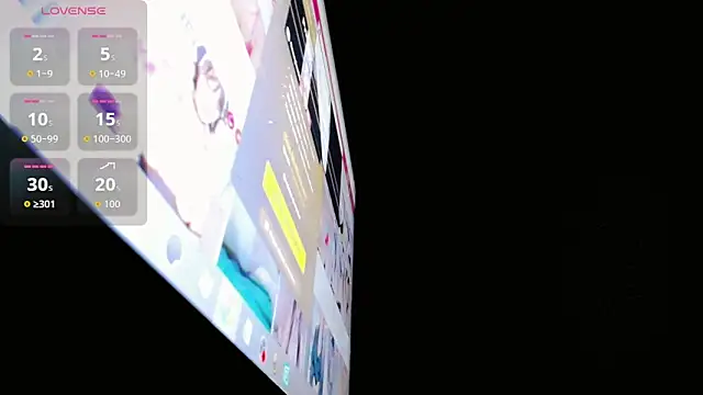 Snapshot of Diosiris_Riannys chatting on November 1, 2025, 3:08 am Diosiris Riannys online show from November 1, 2025, 3:08 am