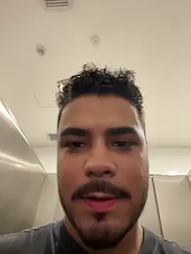 thiagowes online show from April 9, 2026, 11:54 pm