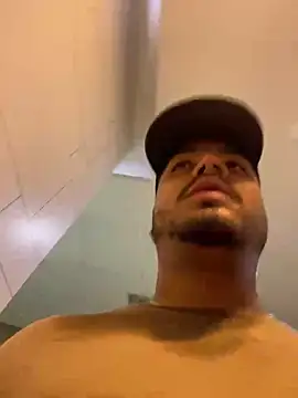 thiagowes online show from May 1, 2026, 5:17 pm