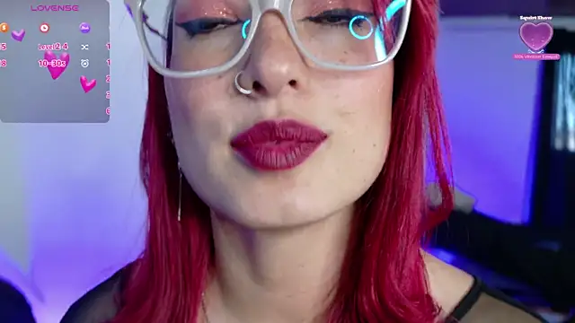 Snapshot of luccycollins_ chatting on February 4, 2025, 2:21 pm luccycollins online show from February 4, 2025, 2:21 pm