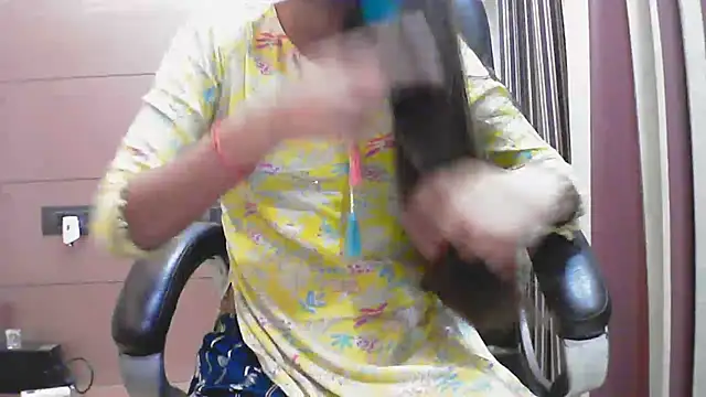 Snapshot of collage_hoty chatting on September 30, 2025, 4:56 pm collage hoty online show from September 30, 2025, 4:56 pm