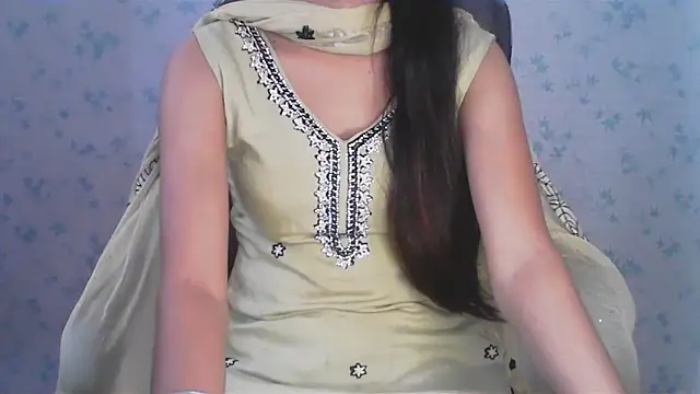 Snapshot of collage_hoty chatting on June 18, 2026, 4:24 am collage hoty online show from June 18, 2026, 4:24 am