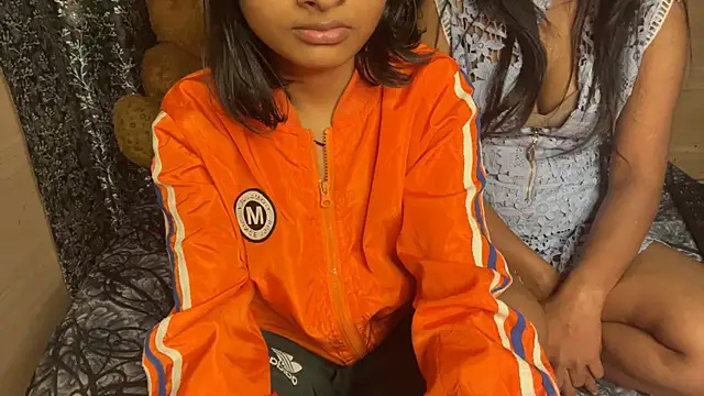 Snapshot of mystical_zara chatting on January 23, 2025, 7:29 pm mystical zara online show from January 23, 2025, 7:29 pm