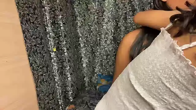 Snapshot of mystical_zara chatting on March 16, 2025, 11:57 pm mystical zara online show from March 16, 2025, 11:57 pm