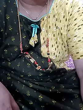 gaurika18 online show from March 11, 2025, 7:47 pm