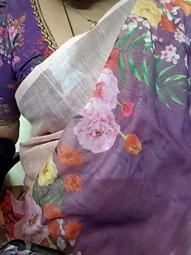 gaurika18 online show from November 2, 2025, 5:10 am