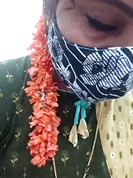 gaurika18 online show from March 2, 2026, 6:14 am