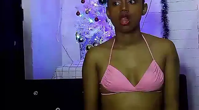 Electraykasey fox online show from December 19, 2024, 7:07 am