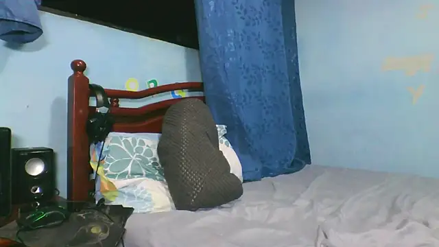 Snapshot of JenniferChian chatting on May 10, 2026, 11:32 pm JenniferChian online show from May 10, 2026, 11:32 pm
