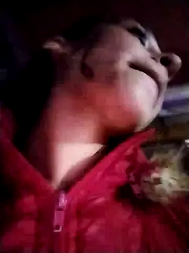 Snapshot of emma_ambar chatting on January 31, 2025, 12:39 am emma ambar online show from January 31, 2025, 12:39 am