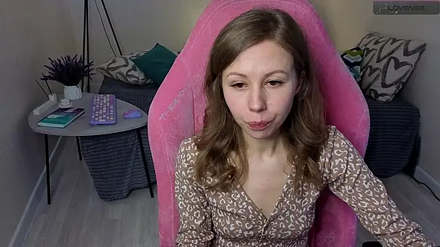 Snapshot of Lill_Mary chatting on March 11, 2025, 3:05 am Lill Mary online show from March 11, 2025, 3:05 am