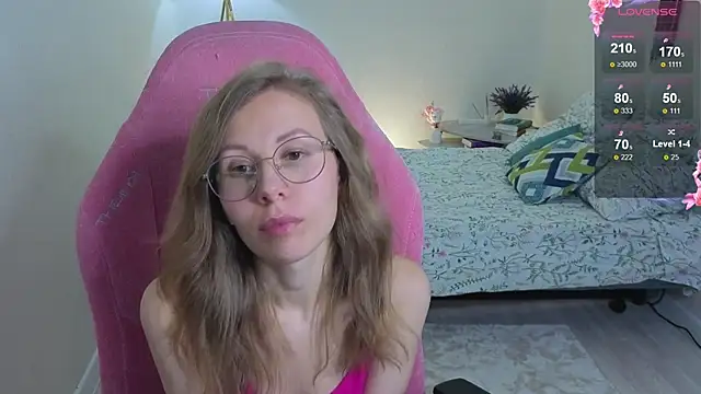 Snapshot of Lill_Mary chatting on September 10, 2025, 2:11 am Lill Mary online show from September 10, 2025, 2:11 am
